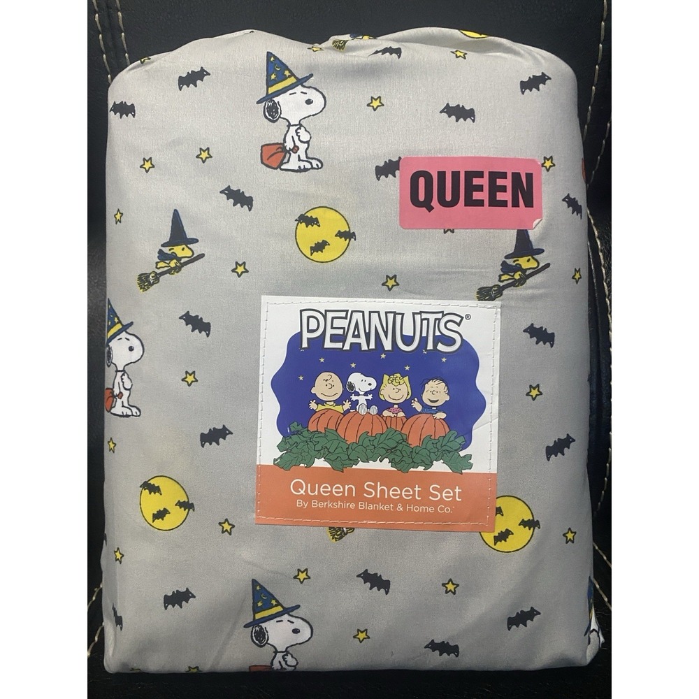 Peanuts Queen Sheet Set Halloween Grey Snoopy & Woodstock Bat Witch Moon& Stars